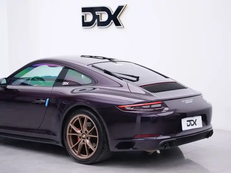 Porsche 911, 2016