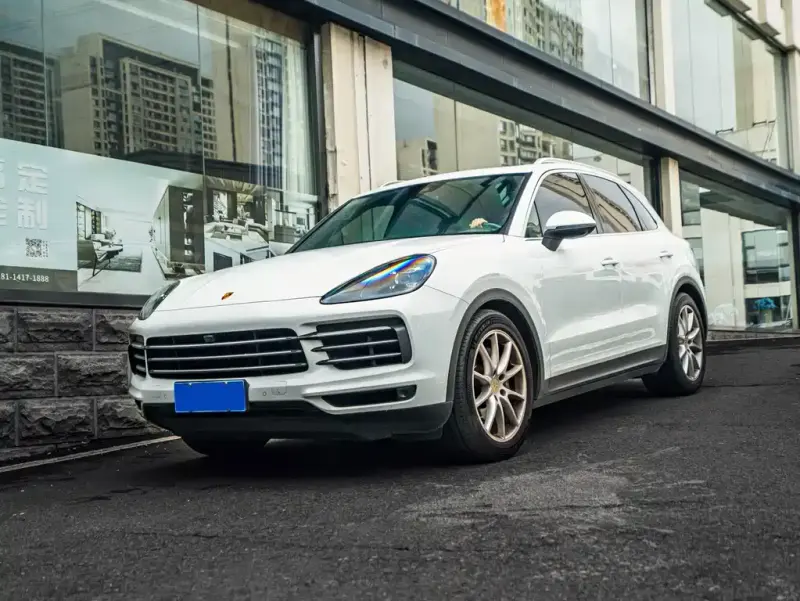 Porsche Cayenne, 2022
