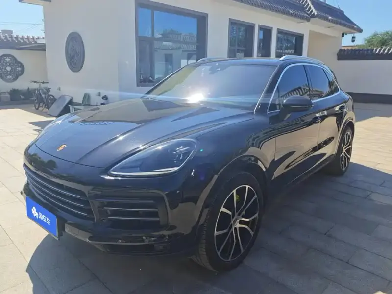 Porsche Cayenne Hybrid, 2022