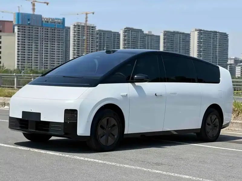 Li Auto Li MEGA, 2026