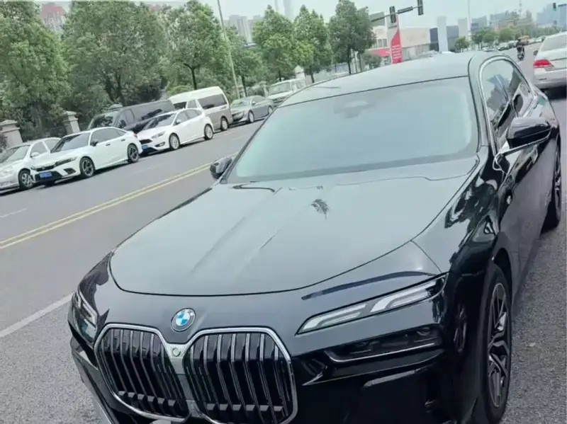 BMW 7 Series, 2025