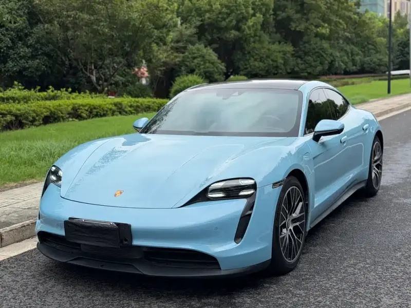 Porsche Taycan, 2025