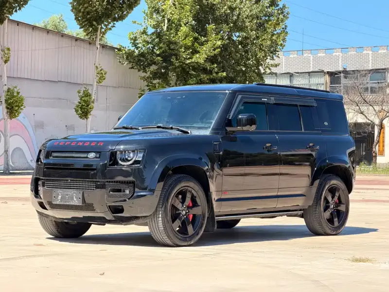 Land Rover Defender, 2024