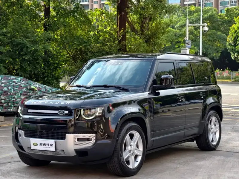 Land Rover Defender, 2023