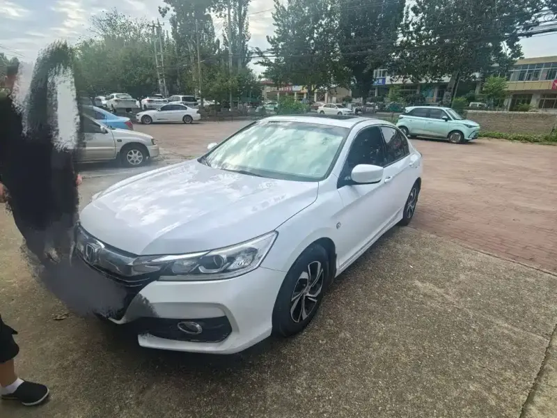 Honda Accord, 2016