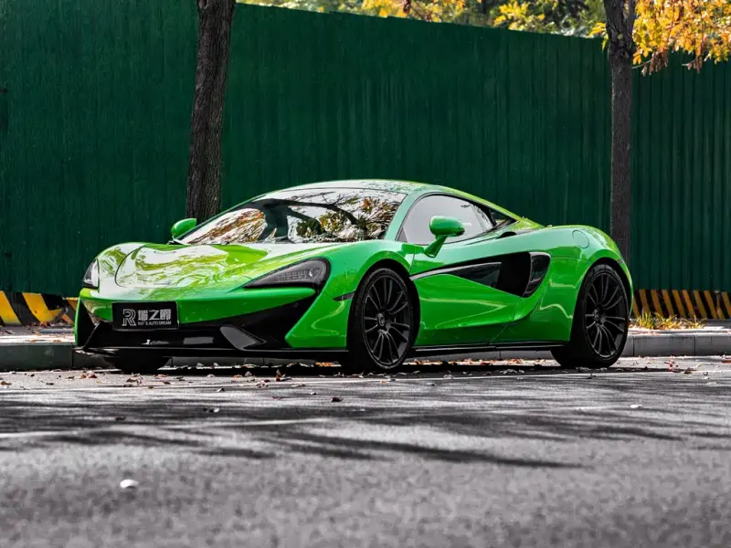 McLaren 570, 2016