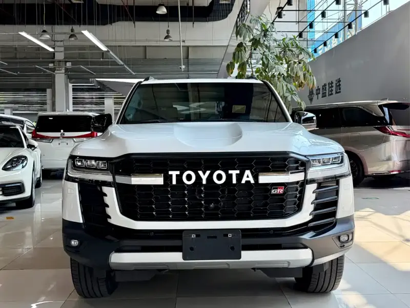 Toyota Land Cruiser, 2024