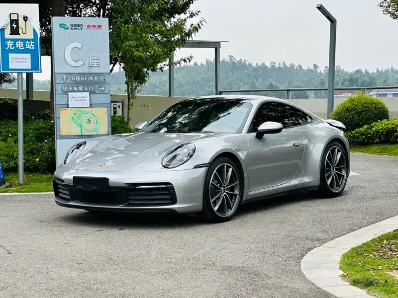 Porsche 911, 2022