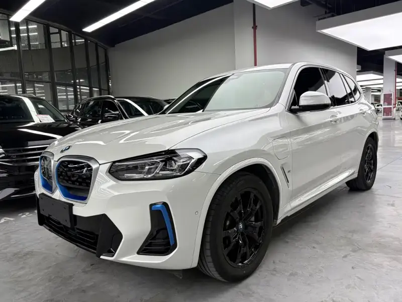 BMW iX3, 2021