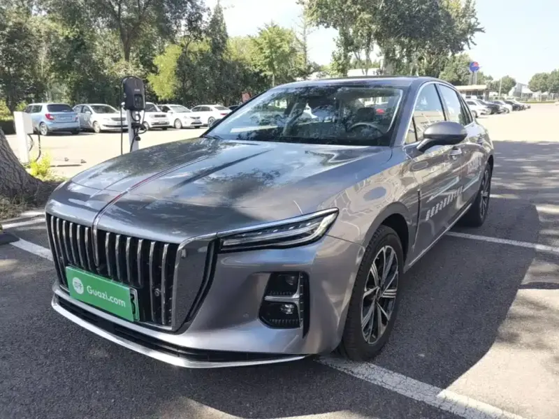 Hongqi H5 PHEV, 2025