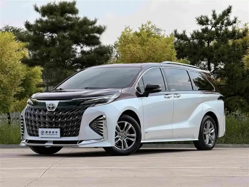 Toyota Sienna, 2024