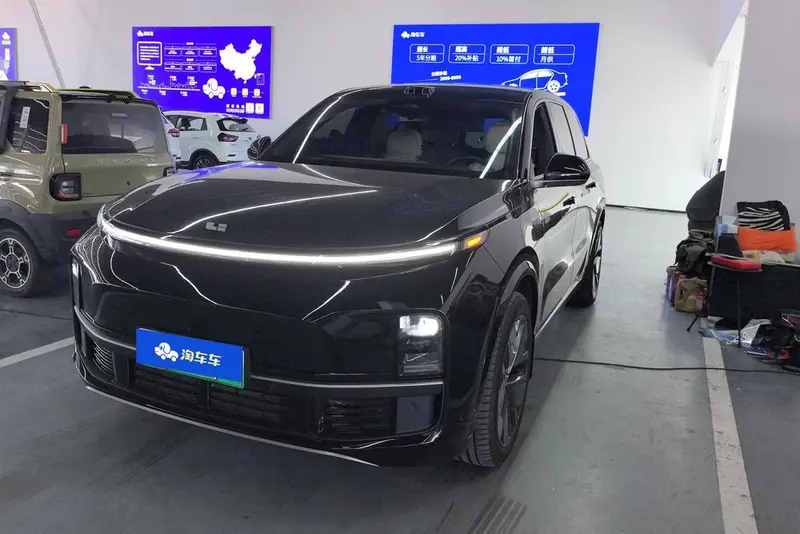 Li Auto L9, 2025