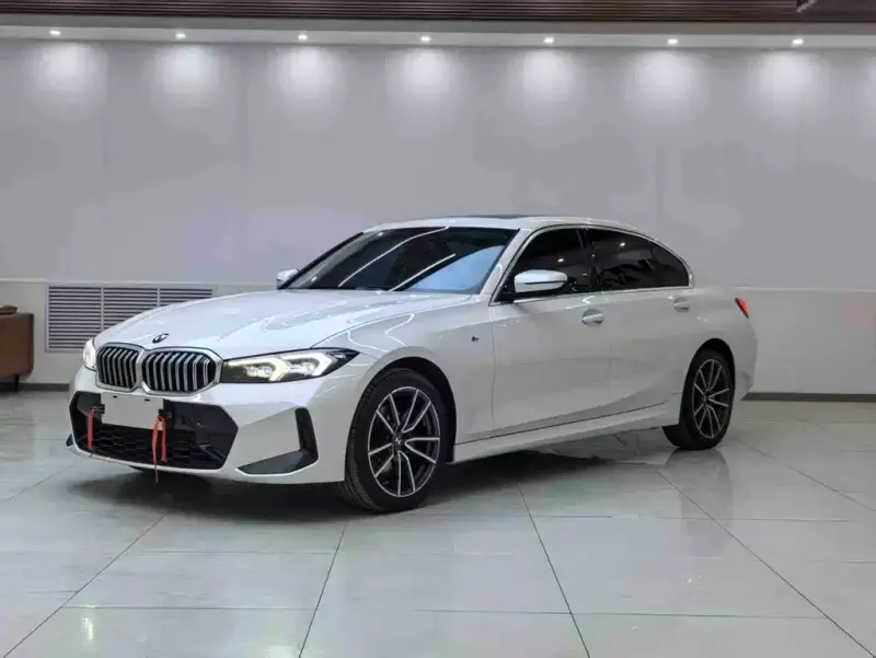 BMW 3 Series, 2023