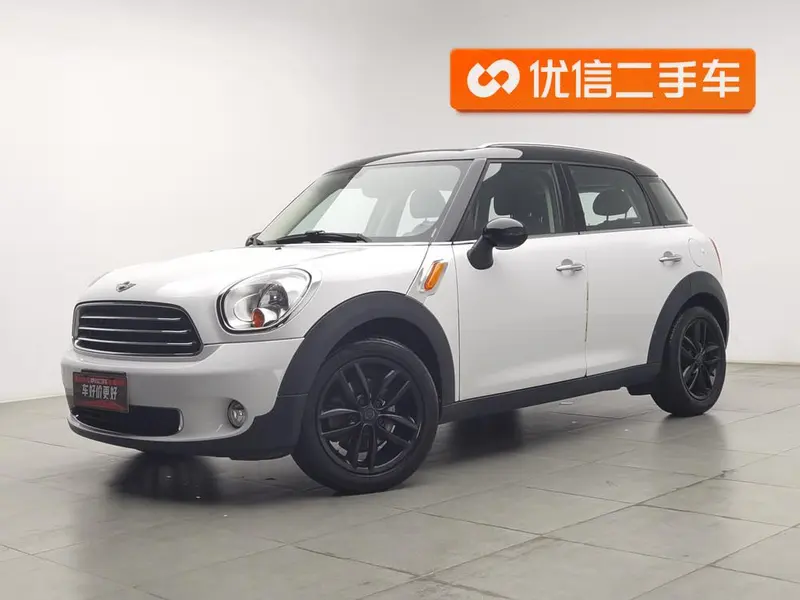 MINI COUNTRYMAN, 2011