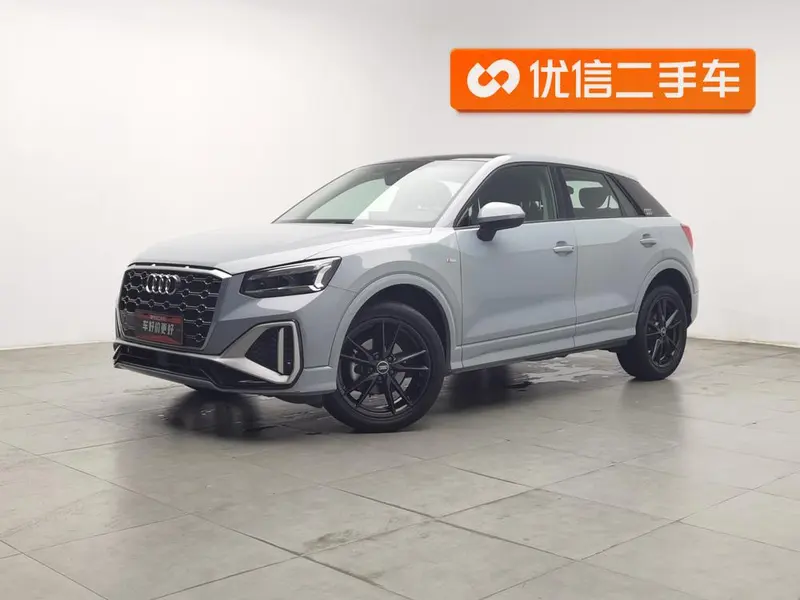 Audi Q2L, 2022