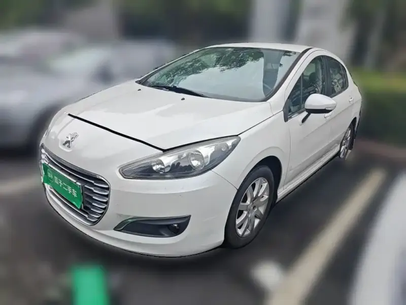 Peugeot 308, 2015
