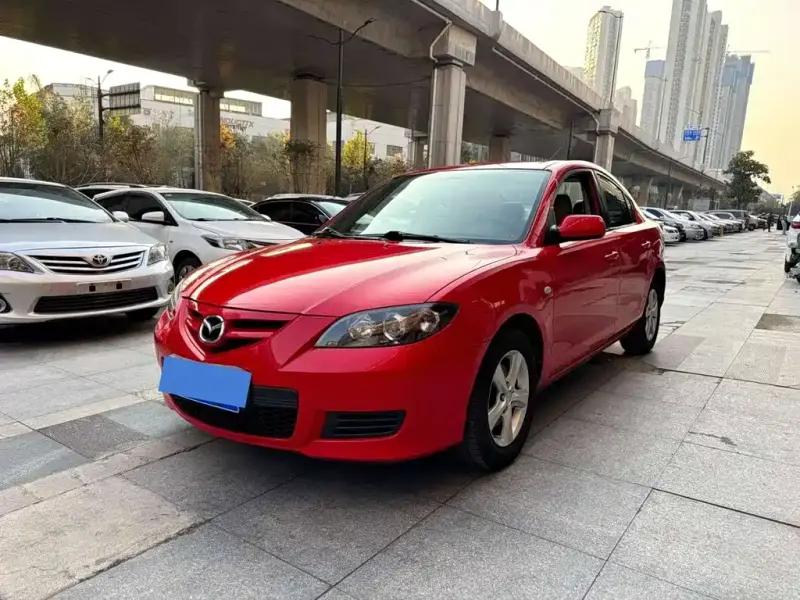 Mazda 3, 2010
