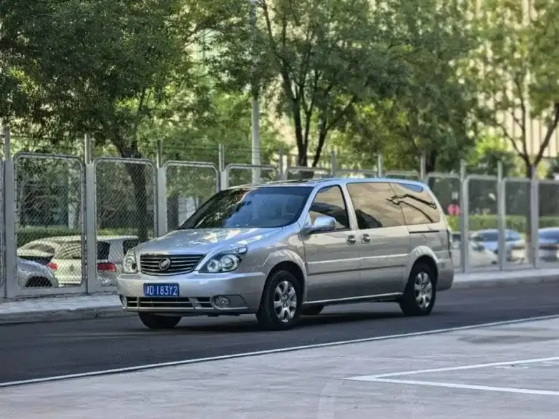 Buick GL8, 2010