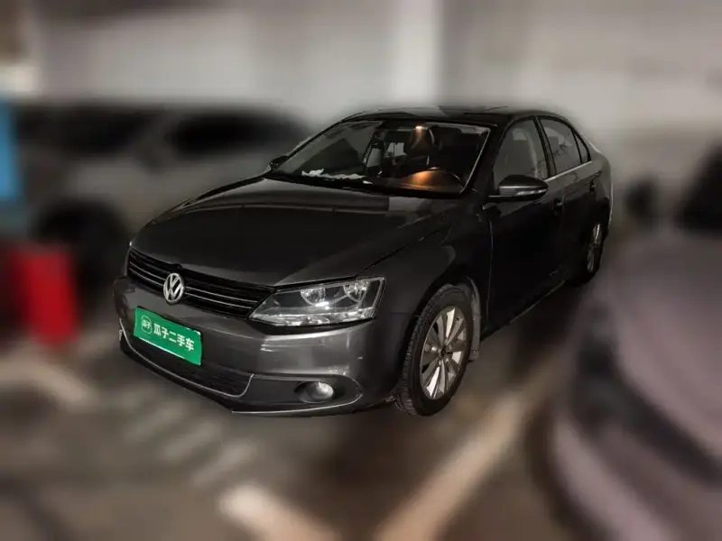Volkswagen Sagitar, 2015