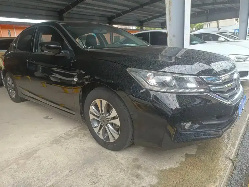 Honda Accord, 2015