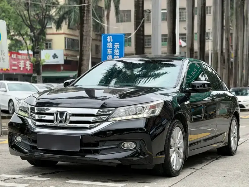Honda Accord, 2013