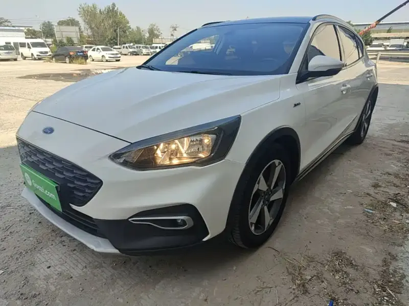 Ford Focus Active, 2019
