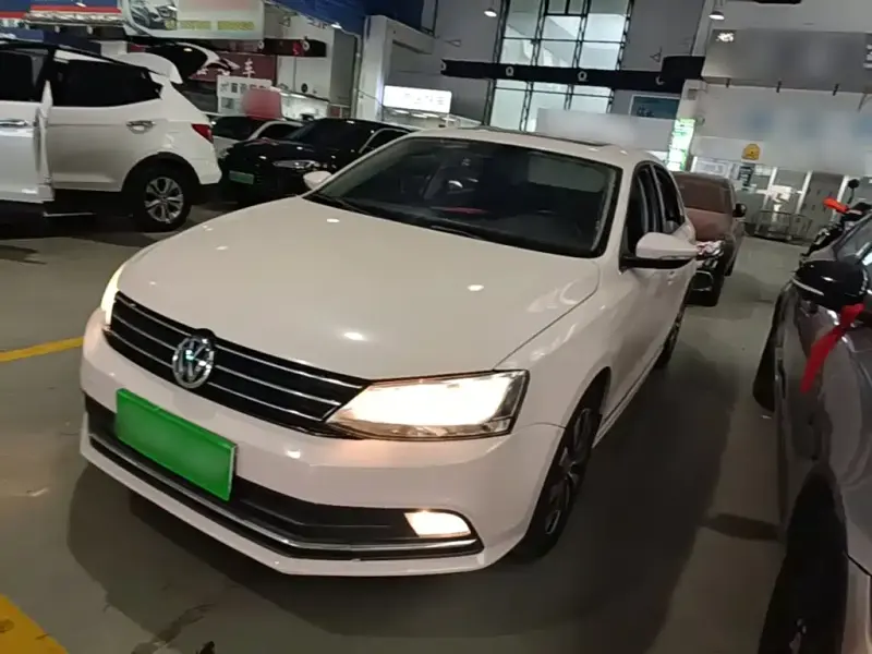 Volkswagen Sagitar, 2017