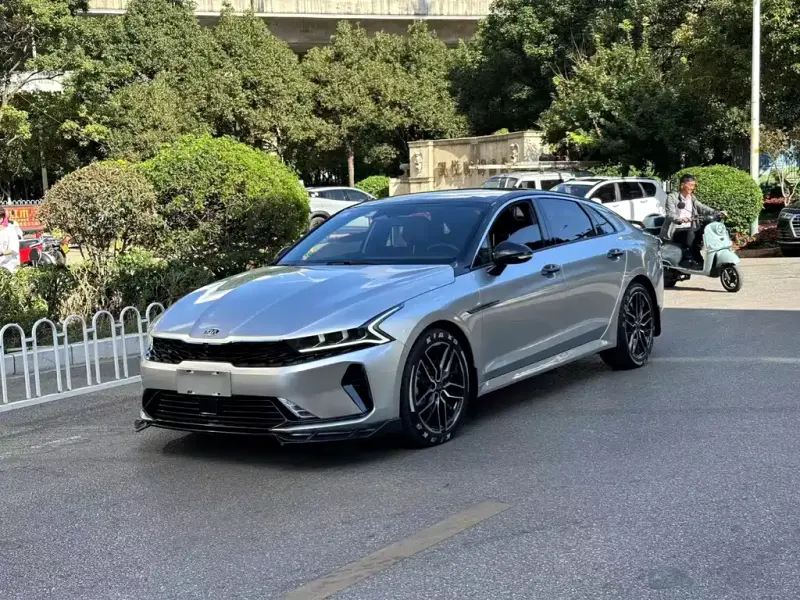 Kia K5, 2021