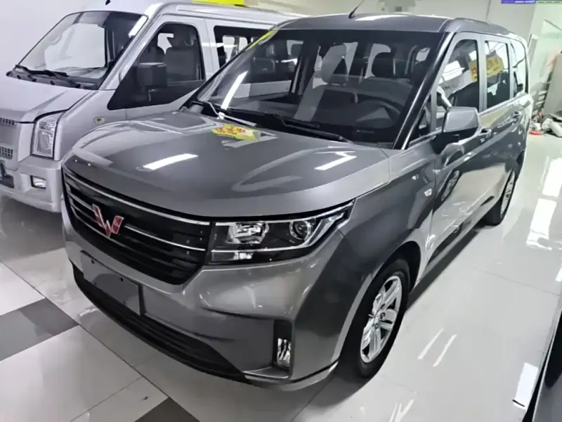 Wuling Hongguang PLUS, 2019
