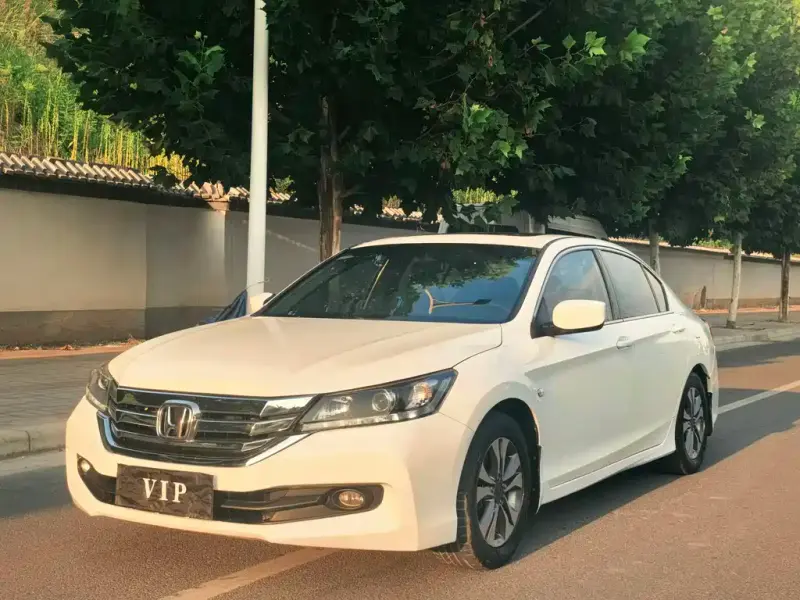 Honda Accord, 2015
