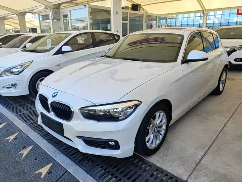BMW 1 Series (Import) BMW 1 Series( Import ) 2018 118i Leading Type, 2018 — фото 1