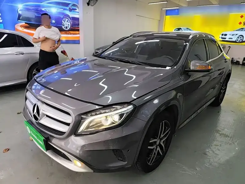Mercedes-Benz GLA, 2016