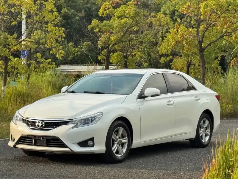 Toyota Reiz, 2013