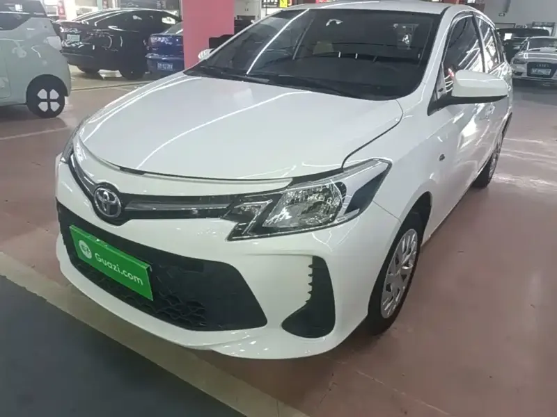 Toyota Vios FS, 2022