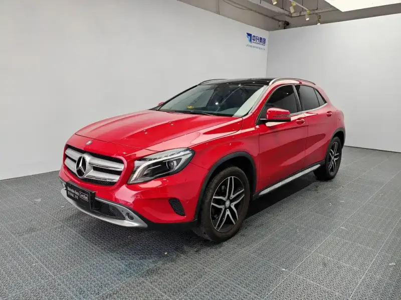 Mercedes-Benz GLA, 2016