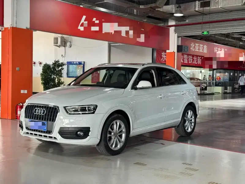 Audi Q3, 2015