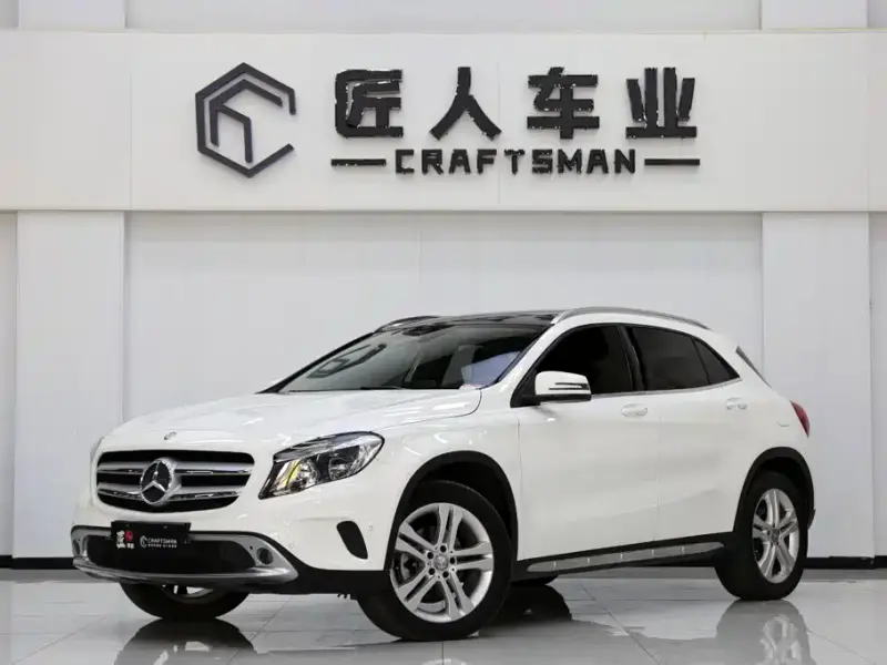 Mercedes-Benz GLA, 2016