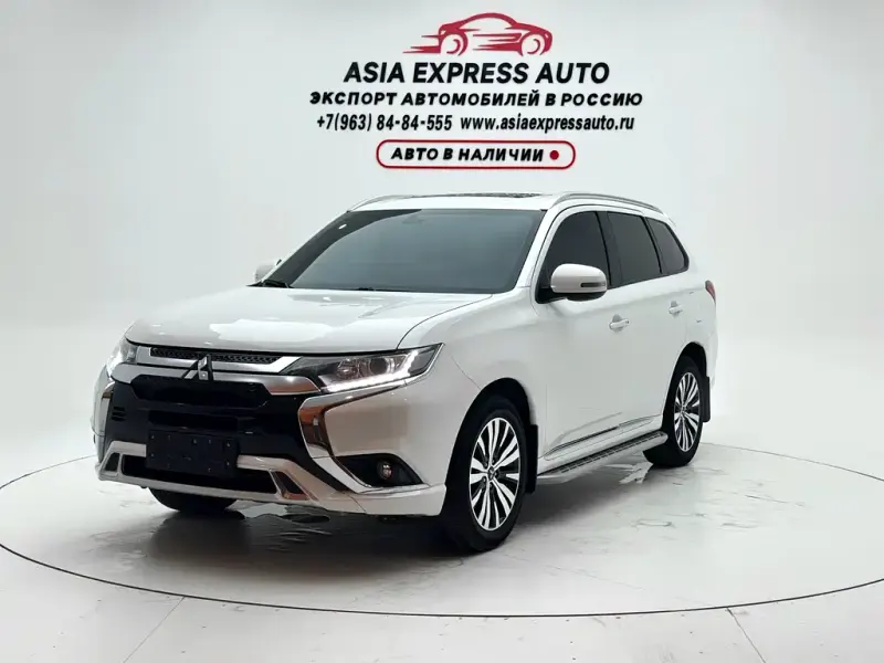 Mitsubishi Outlander, 2023