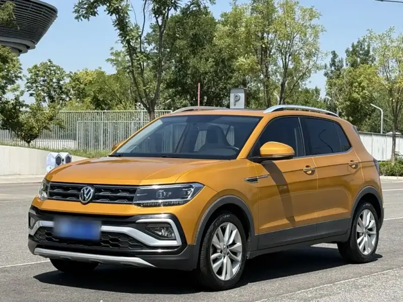 Volkswagen T-Cross, 2020