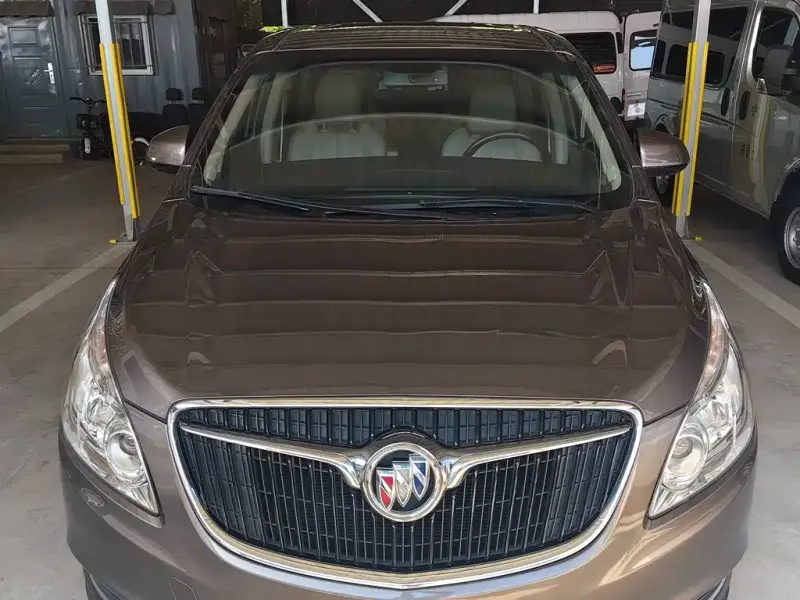 Buick GL8, 2018