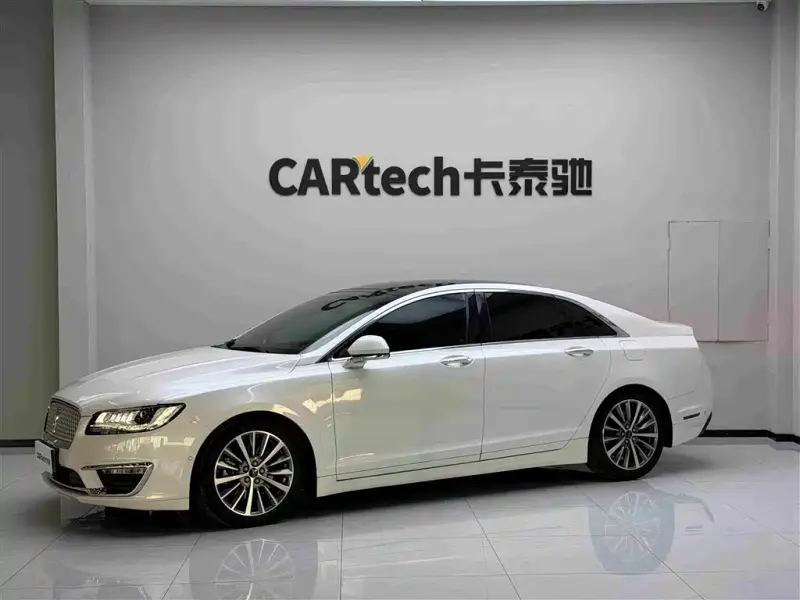 Lincoln MKZ, 2019