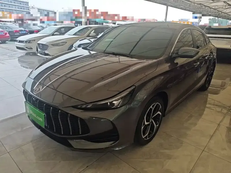 MG MG5, 2025