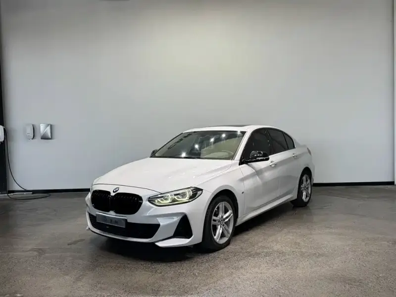 BMW 1 Series BMW 1 Series 2021 Facelift 120i M Sport Night Edition, 2021 — фото 1