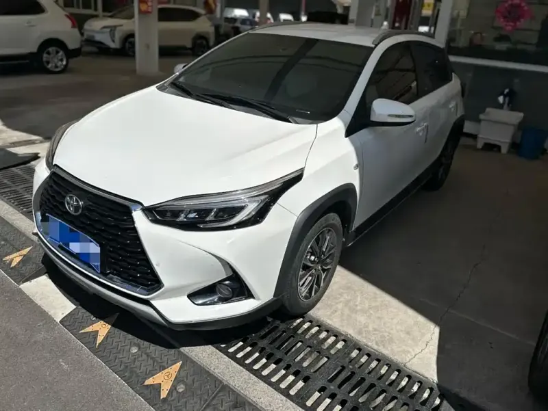 Toyota Yaris L, 2022