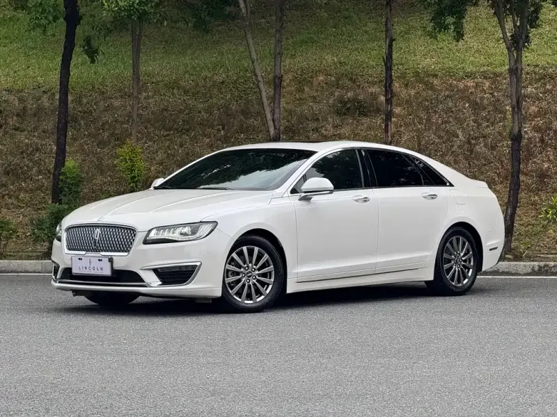 Lincoln MKZ, 2019