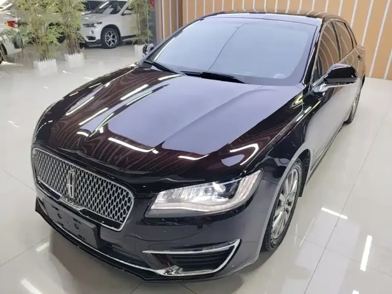 Lincoln MKZ, 2020