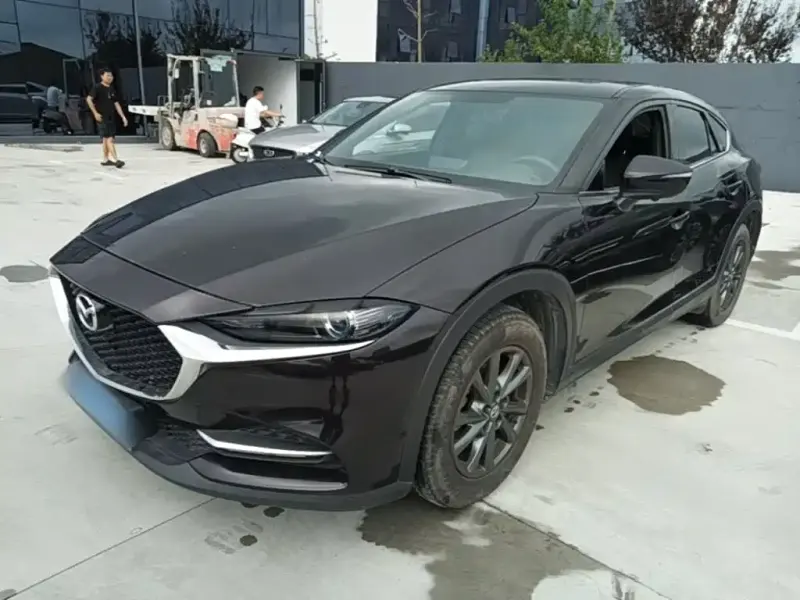 Mazda CX-4, 2021