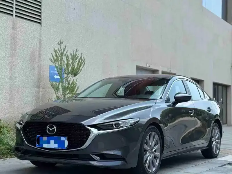Mazda 3 Axela, 2022