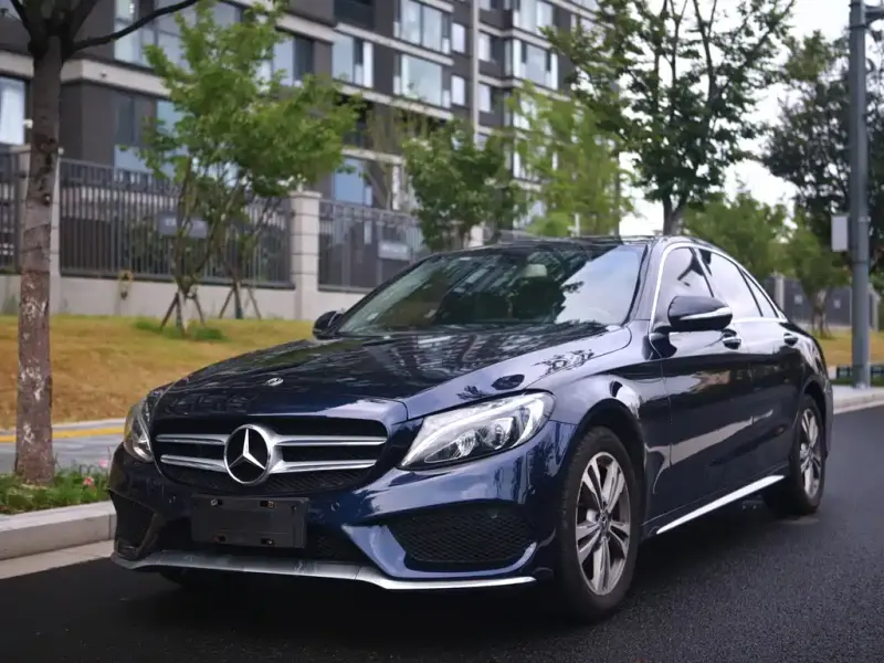 Mercedes-Benz C-Class Mercedes-Benz C-Class 2018 C 200 L Sport Edition, 2018 — фото 1