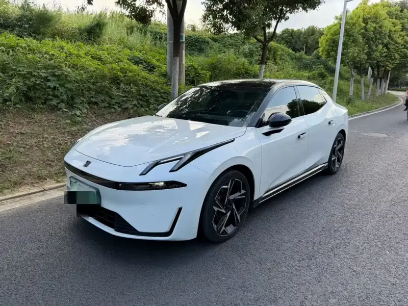 Lynk & Co 07 EM-P, 2024